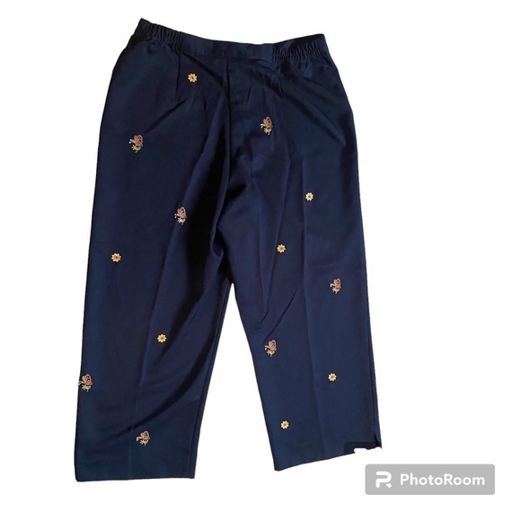 Alfred Dunner Size 8 Pants,  Blue‎ with Butterflies and Flowers - Picture 2 of 5